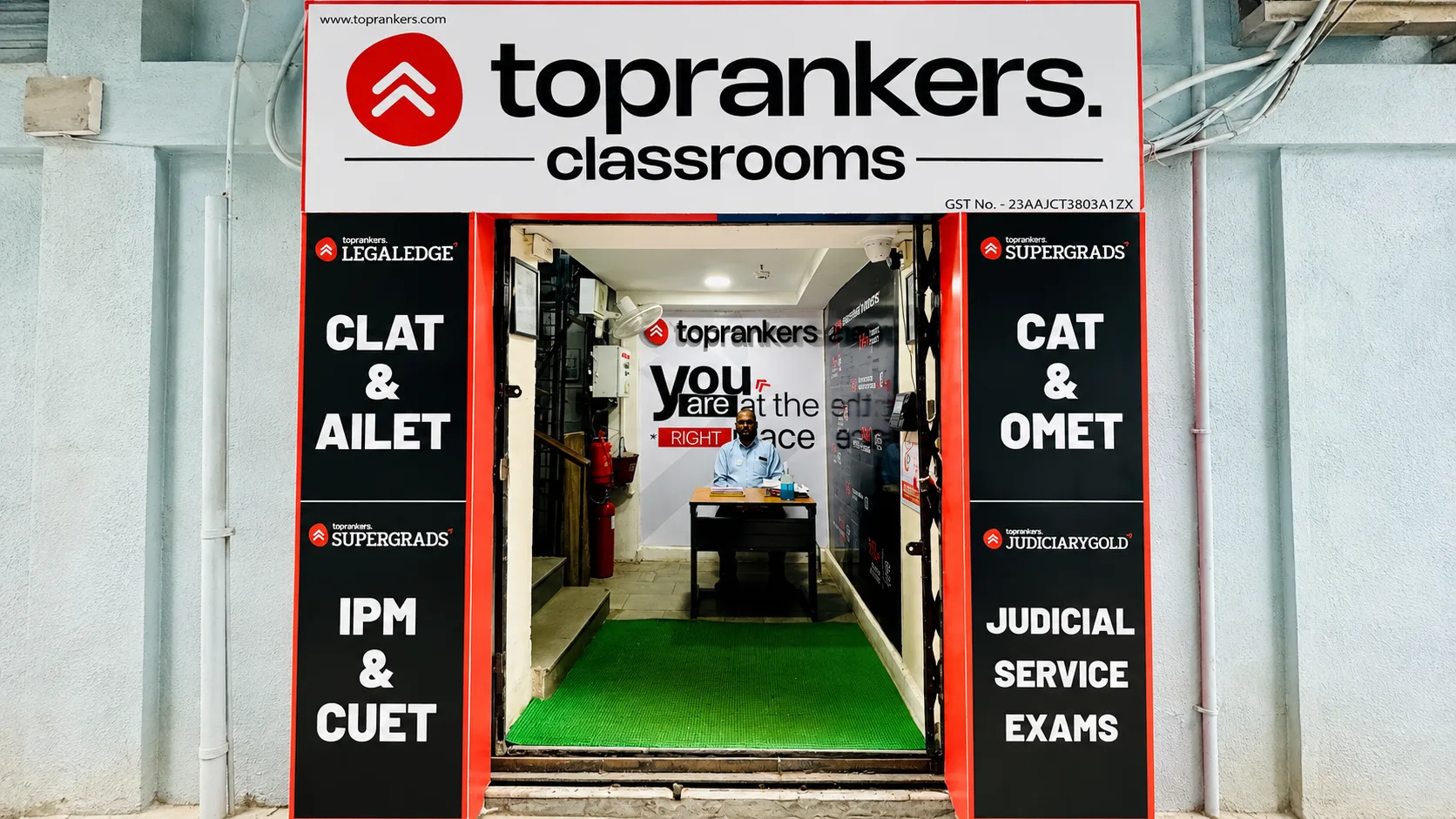SuperGrads campus